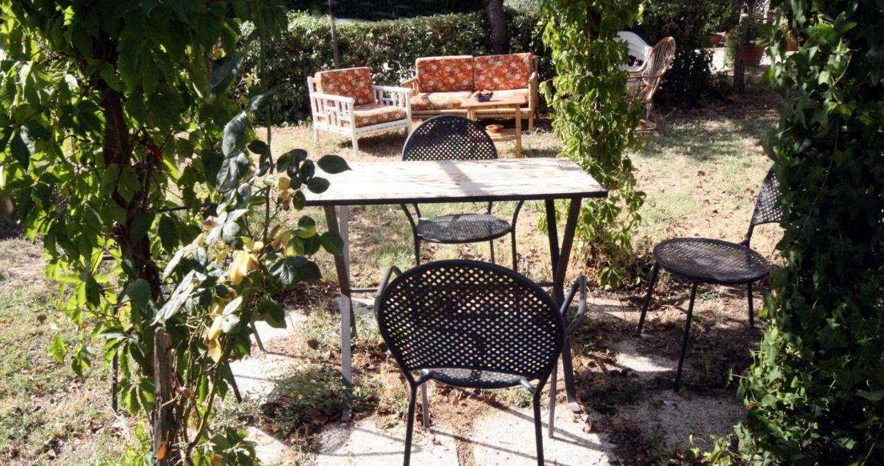 B&B Giuseppe Chiusi Bagian luar foto